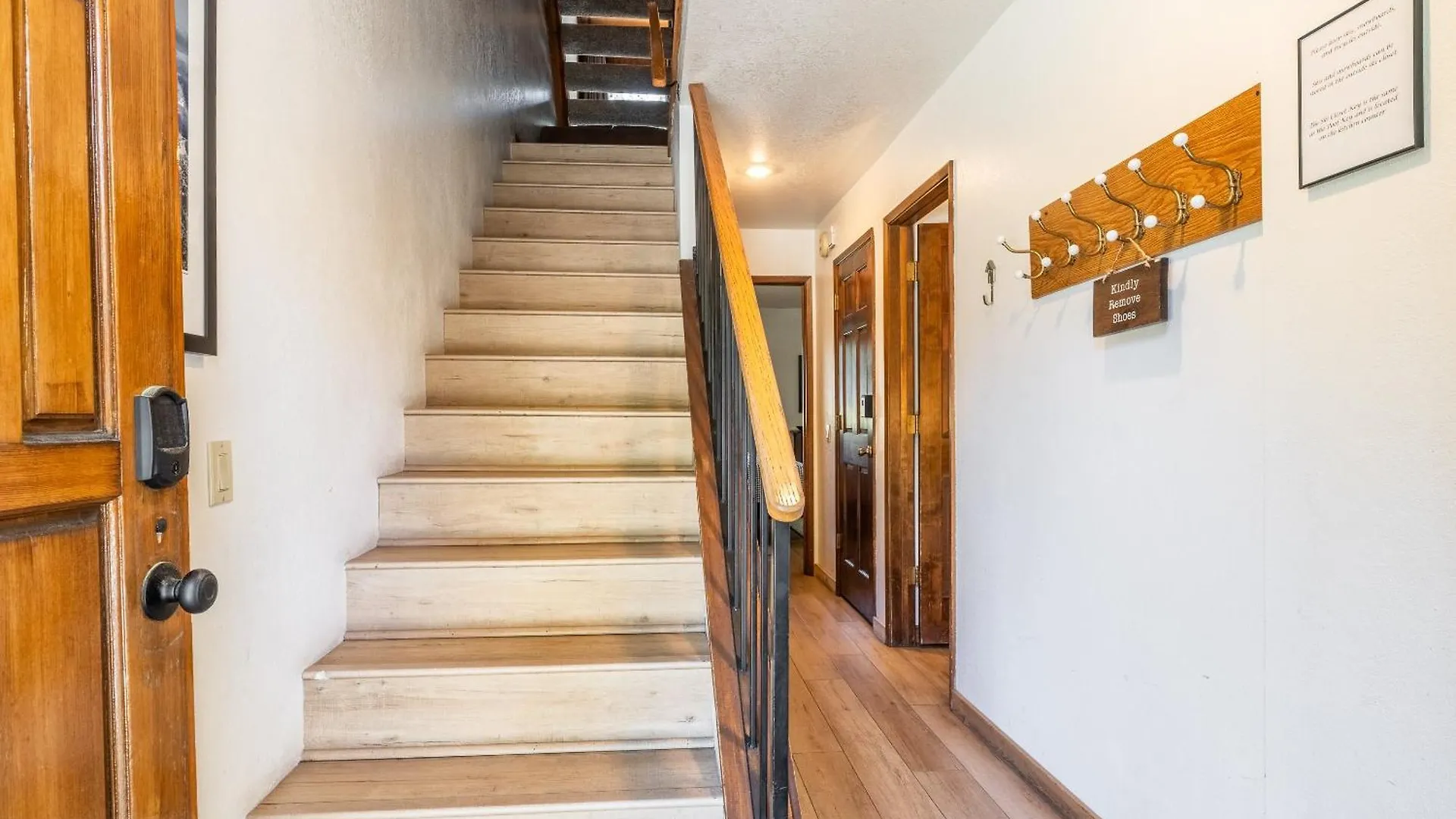 別荘 Snowflower #79 - Updated 2 Bedroom & Loft, 3 Bath, Sleeps 8, Steps Away From Free Town Shuttle マンモス・レイクス